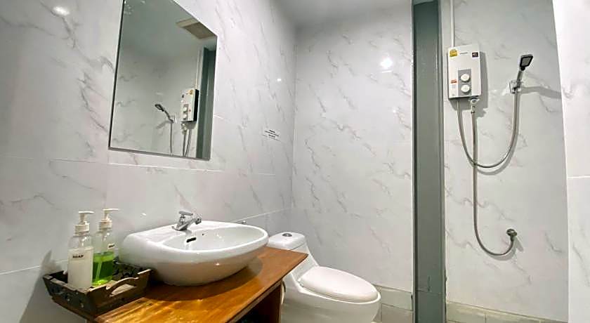 A Plus Lipe Hotel