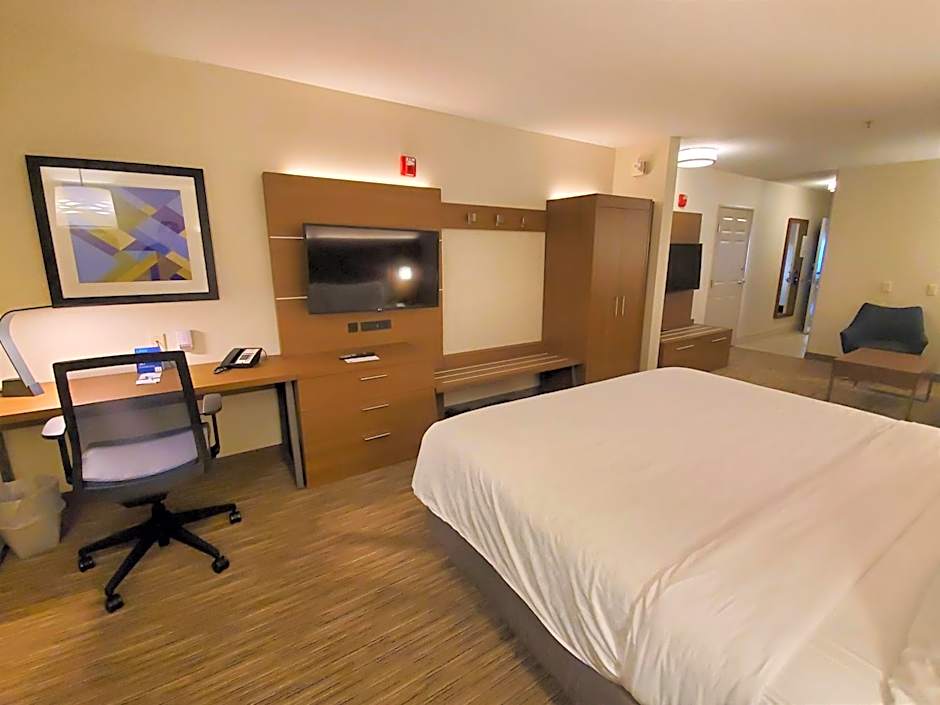 Holiday Inn Express Hotel & Suites Lynnwood By IHG