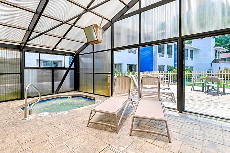 Comfort Inn near Great Smoky Mountain National Park