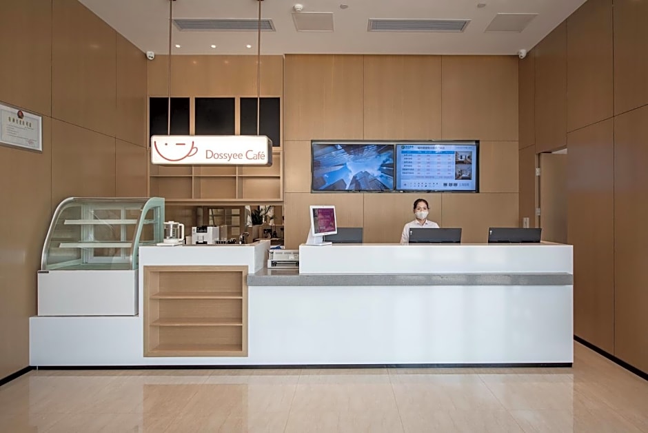 City Comfort Inn Ezhou Wuyue Plaza