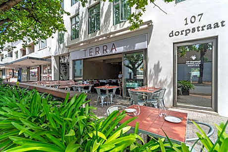 107 Dorpstraat Boutique Hotel