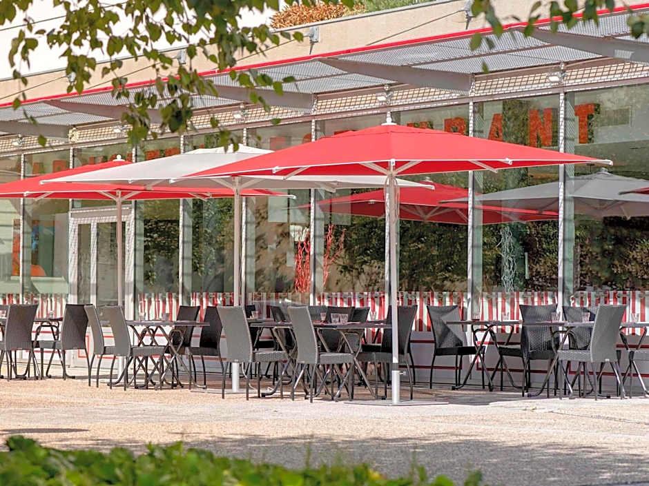 ibis Lyon Caluire Cite Internationale