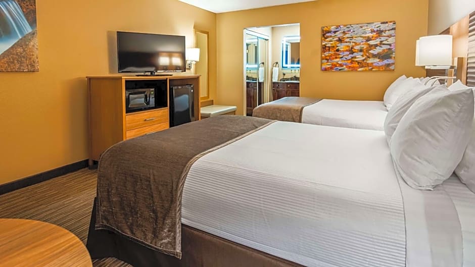 Best Western Plus Landing View Inn & Suites