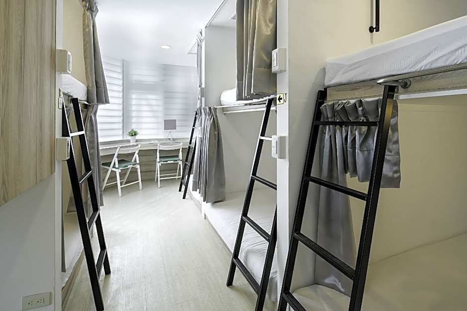 Shin Sei Bashi Hotel