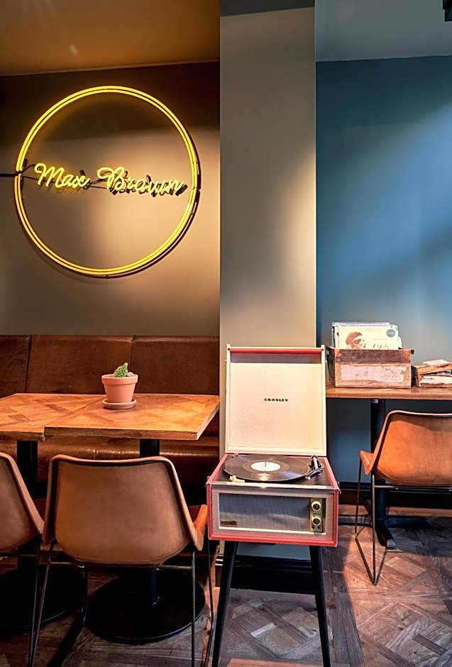 Max Brown Hotel Museum Square