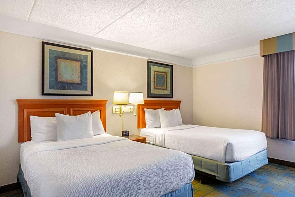 La Quinta Inn & Suites by Wyndham Fort Lauderdale Plantation
