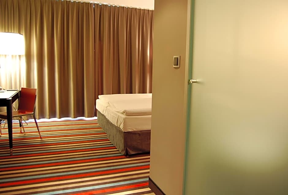 Silver Hotel & Gokart Center