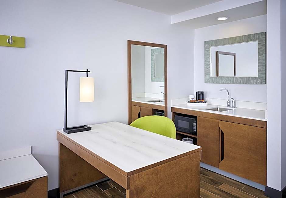 Hampton Inn and Suites by Hilton Windsor