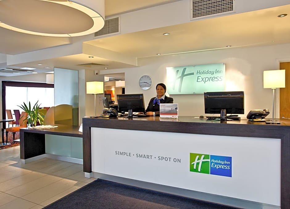 Holiday Inn Express Birmingham–South A45 By IHG