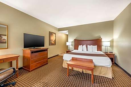 King Room with Bath Tub - Disability Access