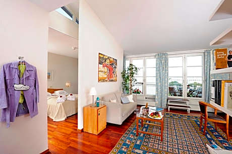 Penthouse Suite with Balcony