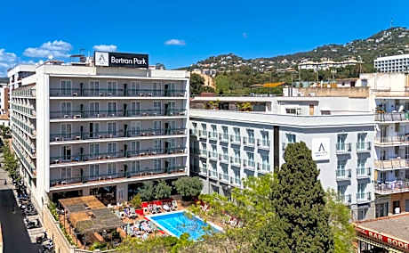 Aqua Hotel Bertran Park