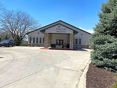 Cobblestone Inn & Suites - Denison | Majestic Hills