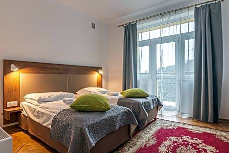 Triple Room with Bathroom