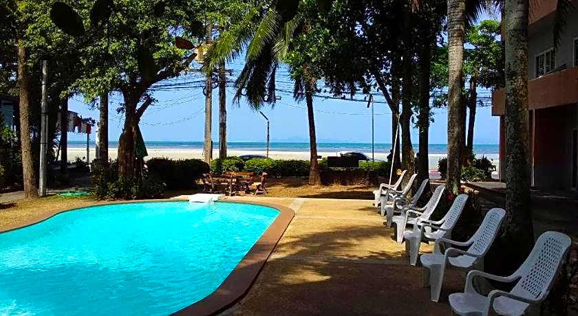 Jinta Hotel Nathon Beach