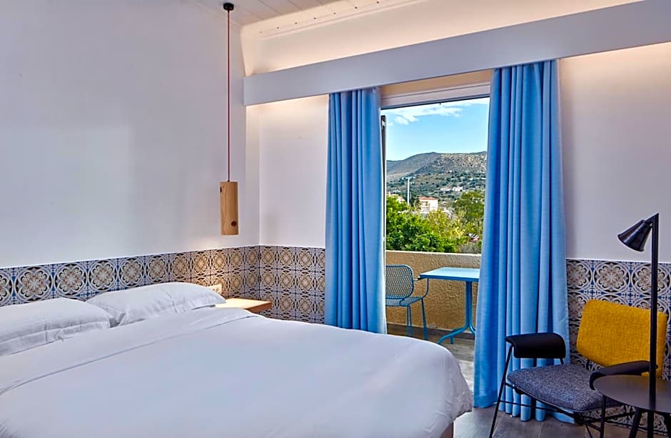 Angelina Boutique Escape