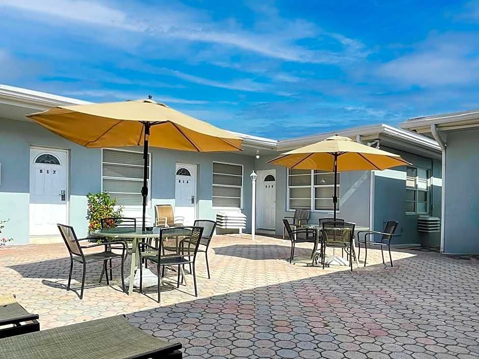 Silver Spray Motel