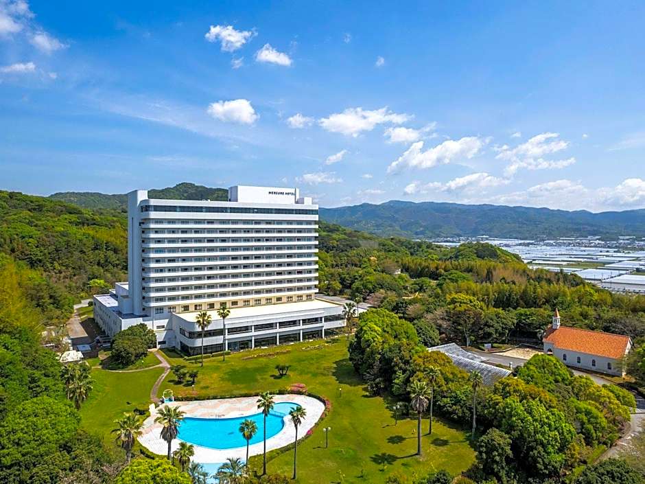 Mercure Kochi Tosa Resort & Spa