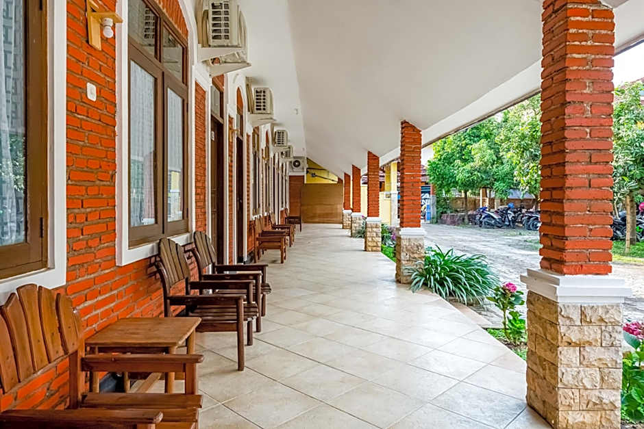 RedDoorz Syariah near Gor Ken Arok