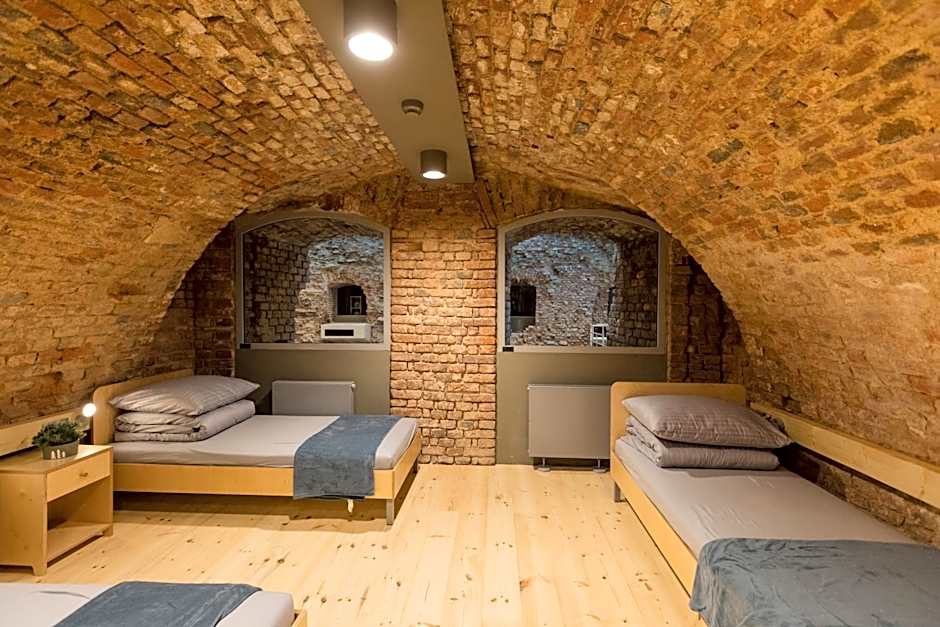 Twierdza Srebrna Góra Donżon