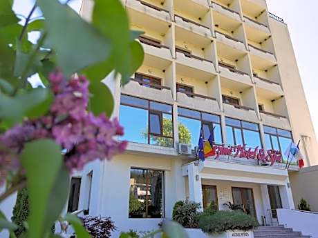 Hotel Spa Cazino Monteoru