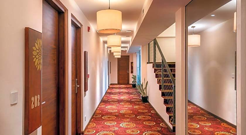 Grand Serendib Hotel