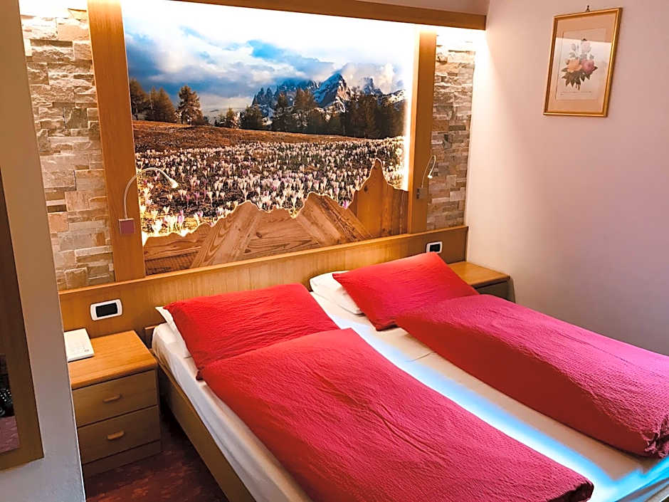 Rifugio Capanna Passo Valles