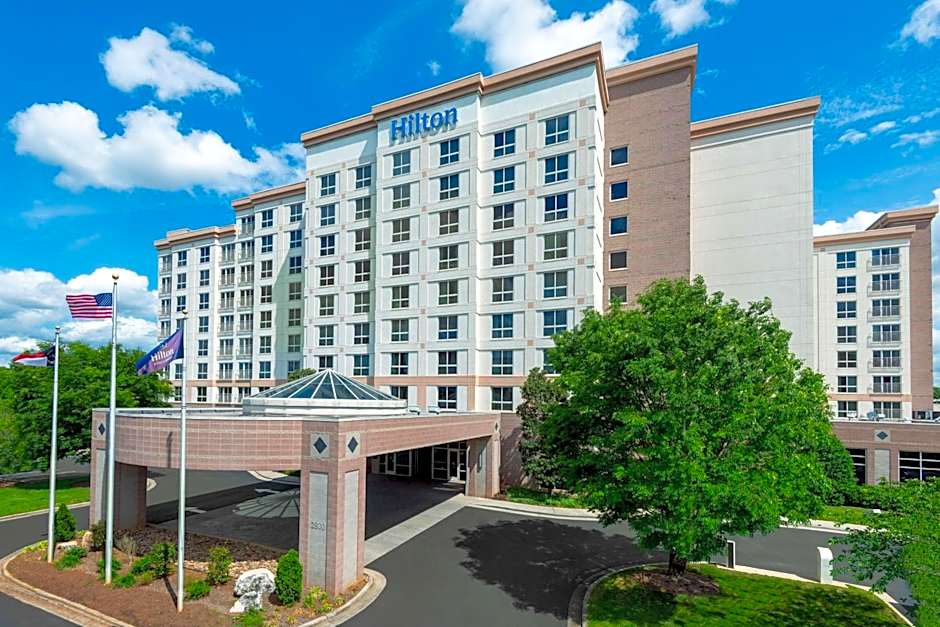 Photo 1 of 50 of Hilton Charlotte Airport