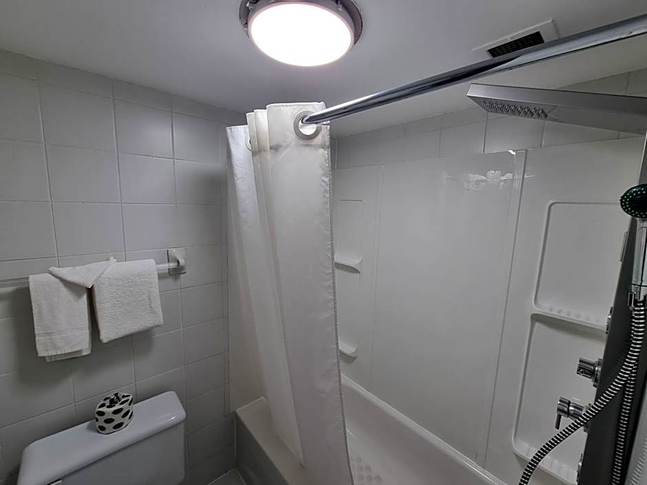 Travelodge by Wyndham Trois-Rivieres