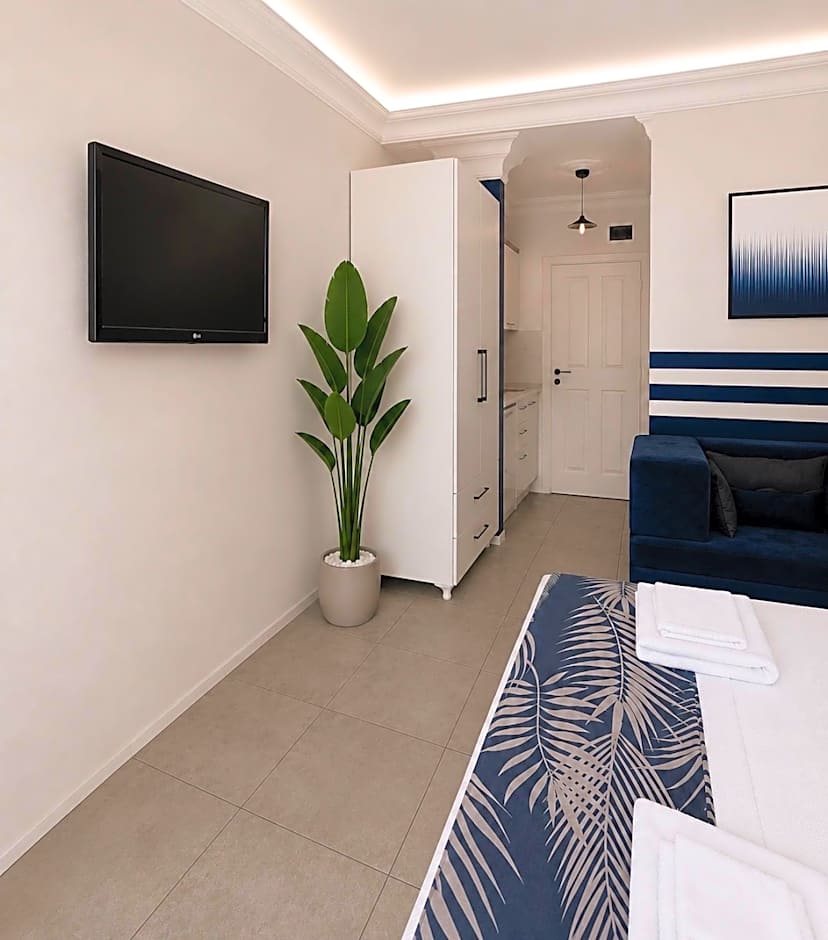 Enjoy Hotel
