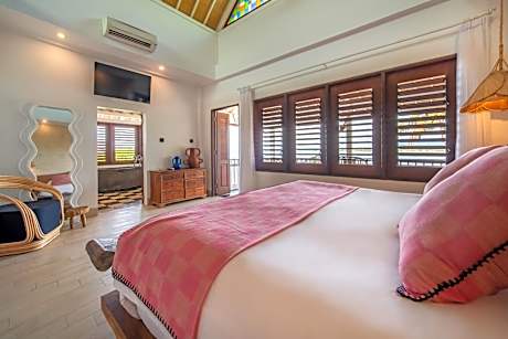 Suite with Private Pool