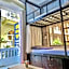 Amy Hostel Hue