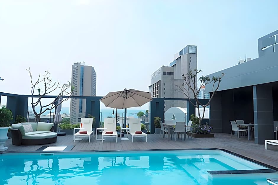 Empress Pattaya Hotel