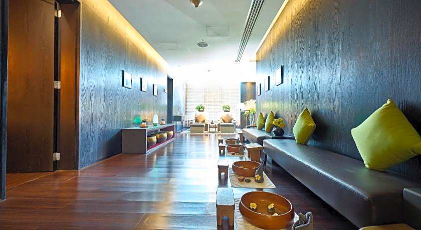 Midori Clark Hotel And Casino