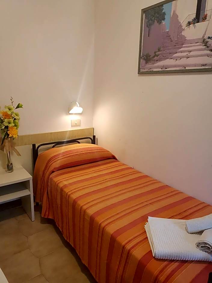 Hotel Alcazar