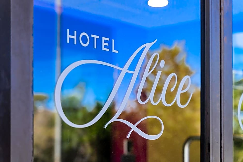 Hotel Alice