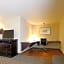 Holiday Inn Express Hotel & Suites Chicago-Libertyville