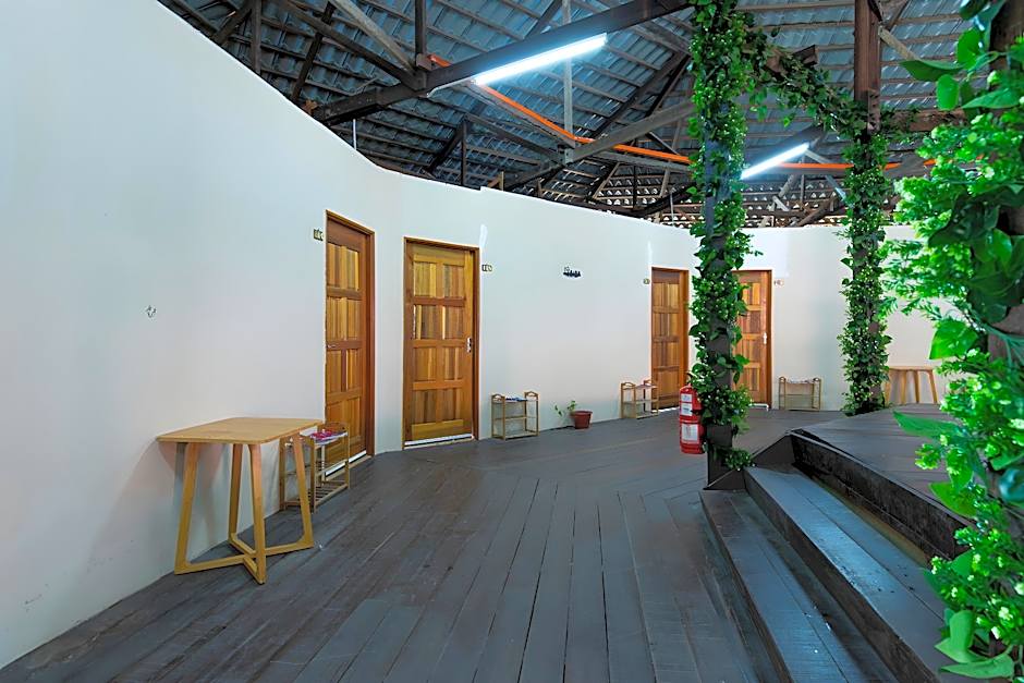 Gayang friendly water house homestay