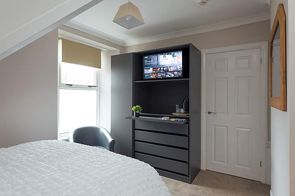 The Dolphin Hotel & Restaurant