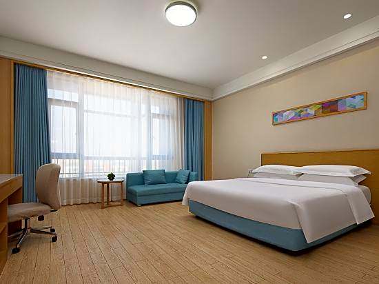 Haiyue Huantu Nanyuan Ejia Hotel (Dazhong Plaza Branch), Qianwan New Area, Ningbo