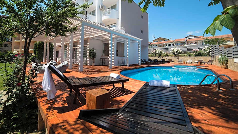 The Mint Villa - Saint Vlas