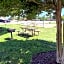 Four Oaks Lodging