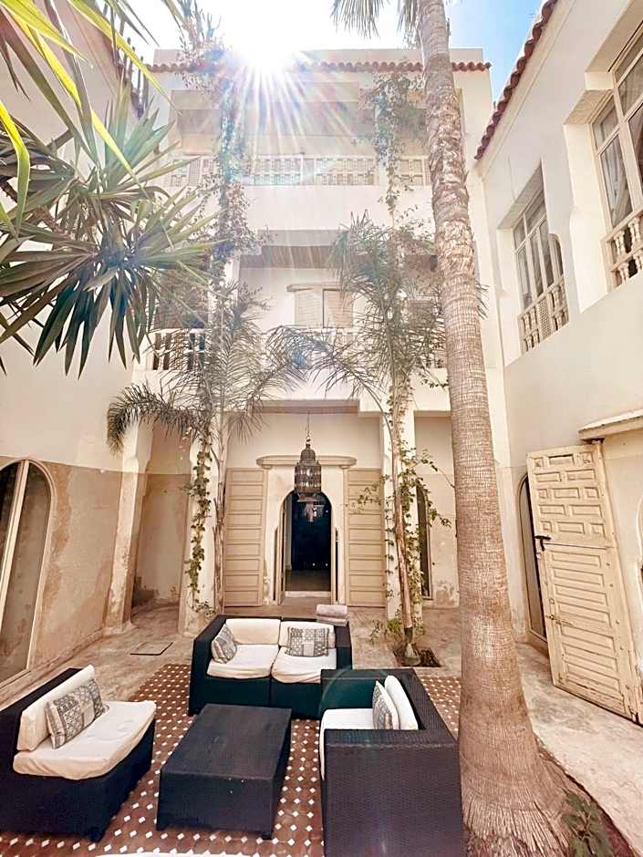 Riad 144