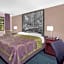 Super 8 by Wyndham Austell/Six Flags