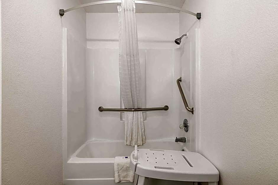 Studio 6 Flagstaff AZ