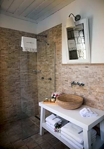 Manastir Alacati Hotel