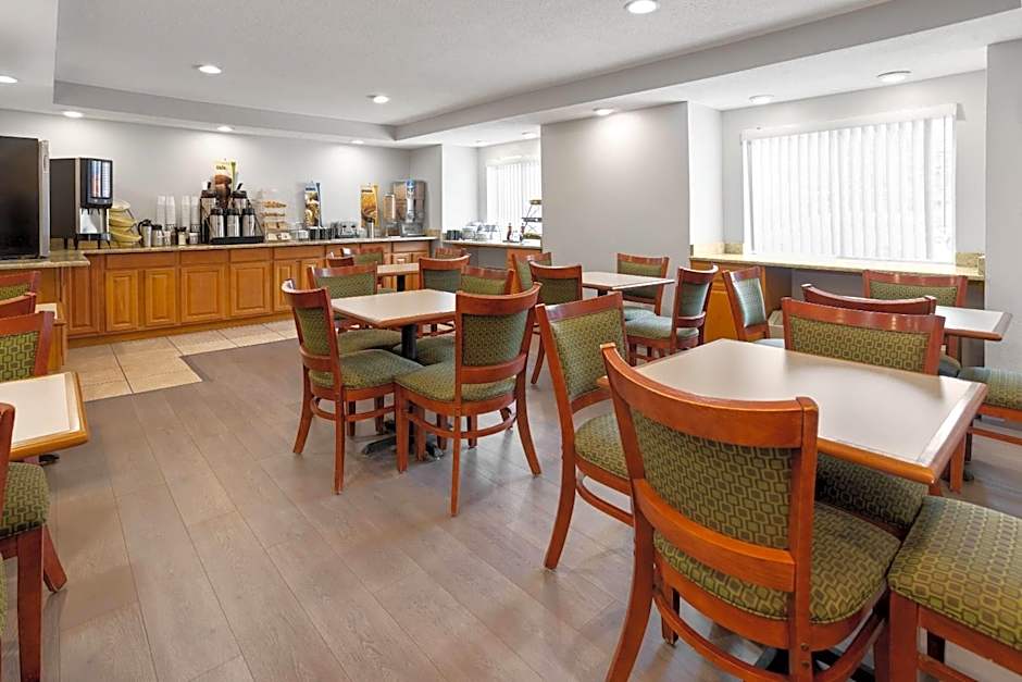 Microtel Inn By Wyndham Albany Airport