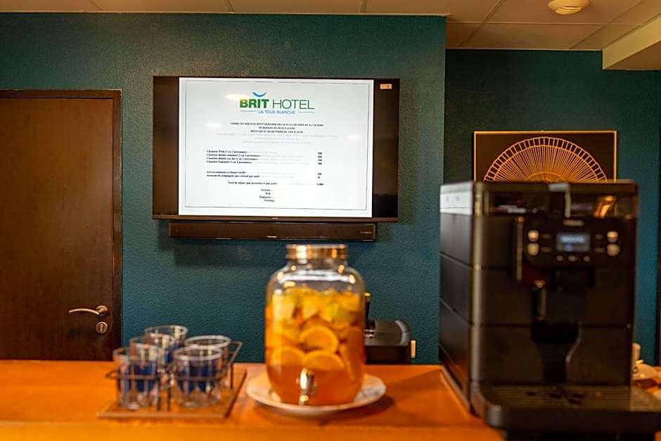 Brit Hotel Confort - La Tour Blanche