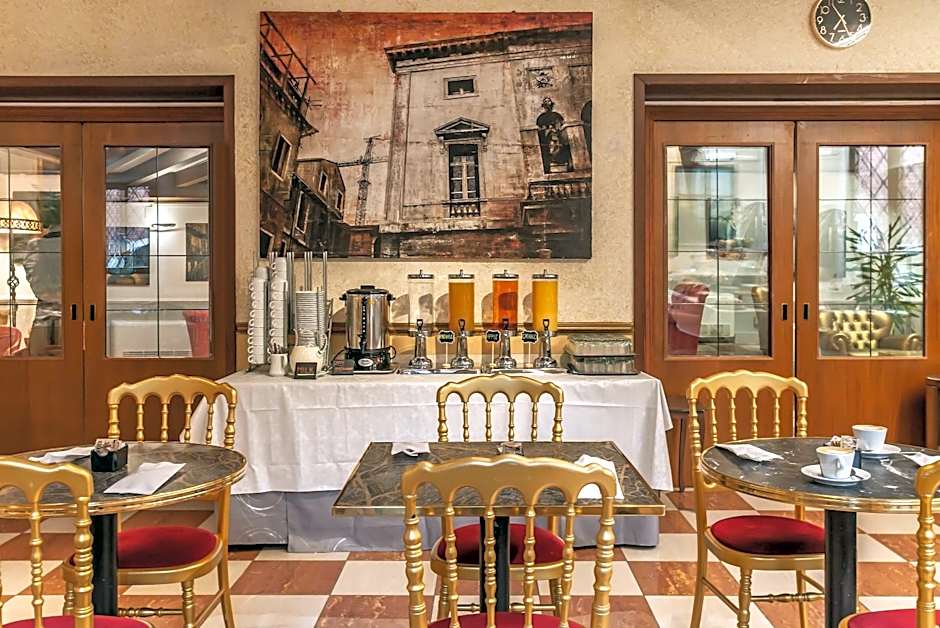 Hotel La Fenice et Des Artistes