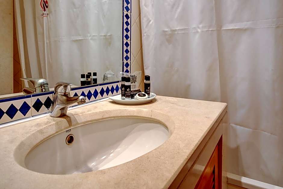 VIP Executive Eden Aparthotel